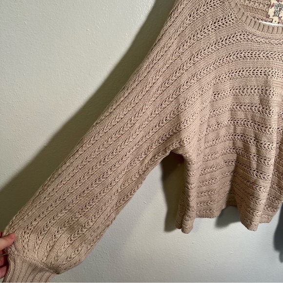 Hippie Rose Crewneck Sweater Beige Dolman Sleeve M - Picture 3 of 9